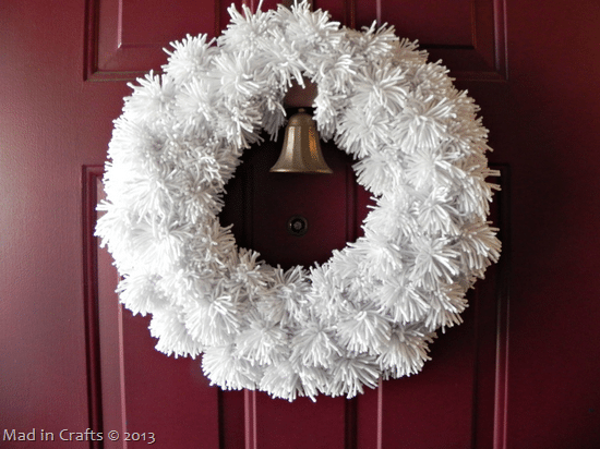 winter-pom-wreath_thumb1