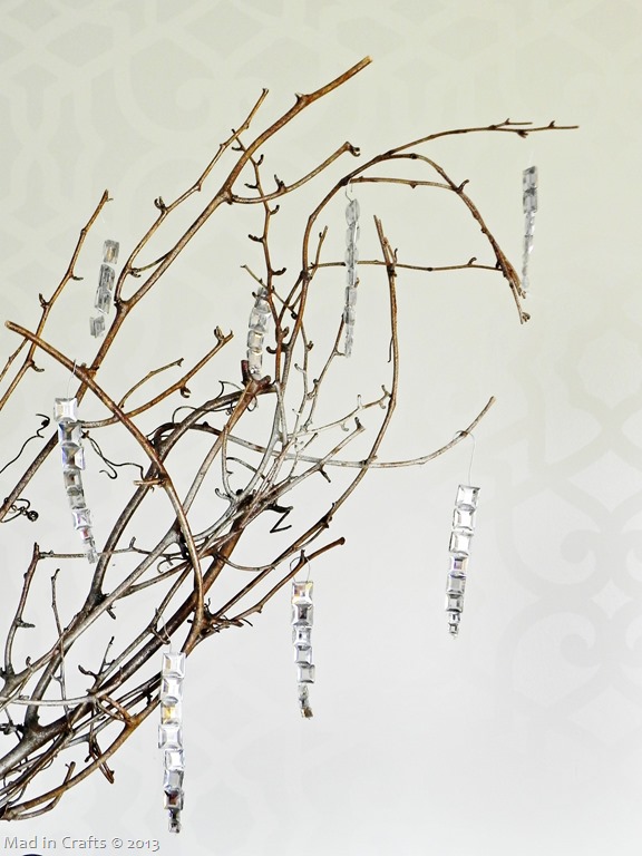branch-with-icicle-ornaments_thumb3