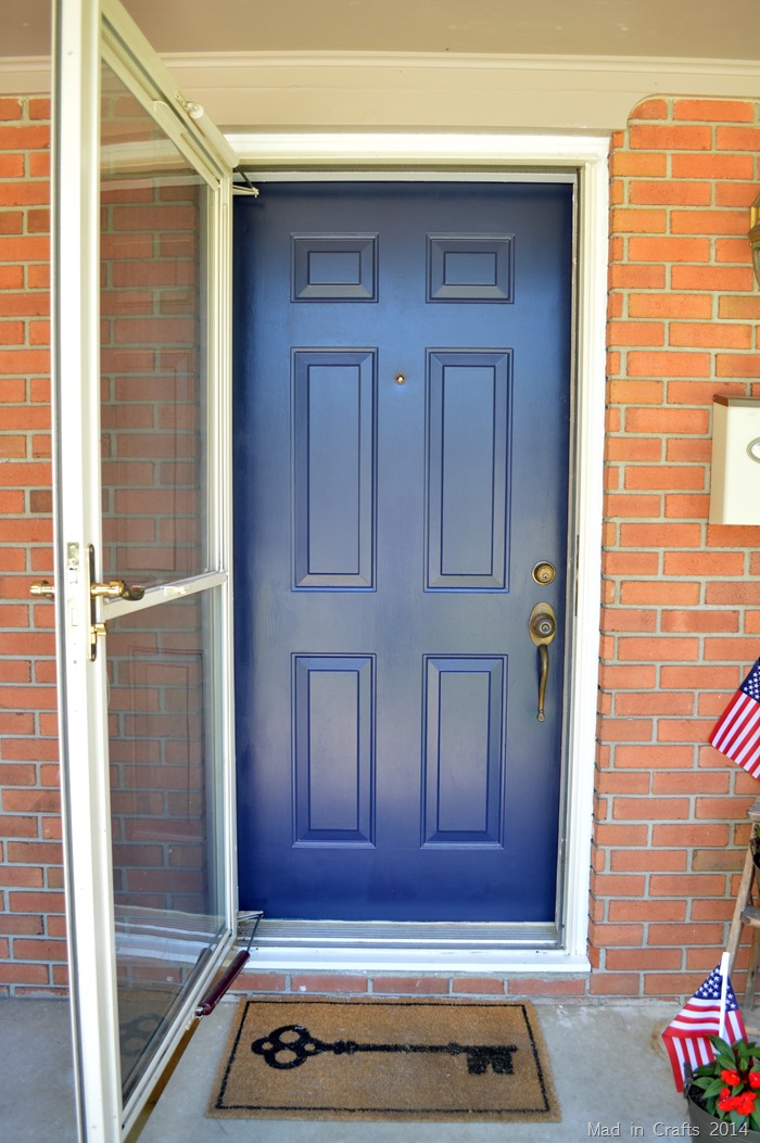 THE MAGIC OF A PAINTED FRONT DOOR - Mad in Crafts