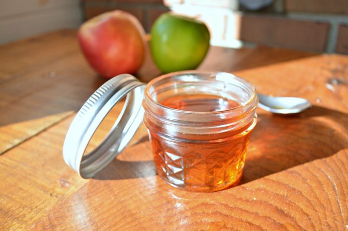 Homemade Concentrated Apple Syrup