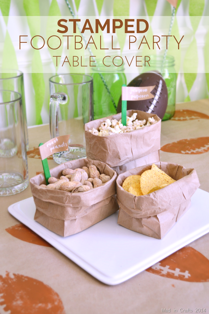 STAMPED FOOTBALL PARTY TABLE COVER