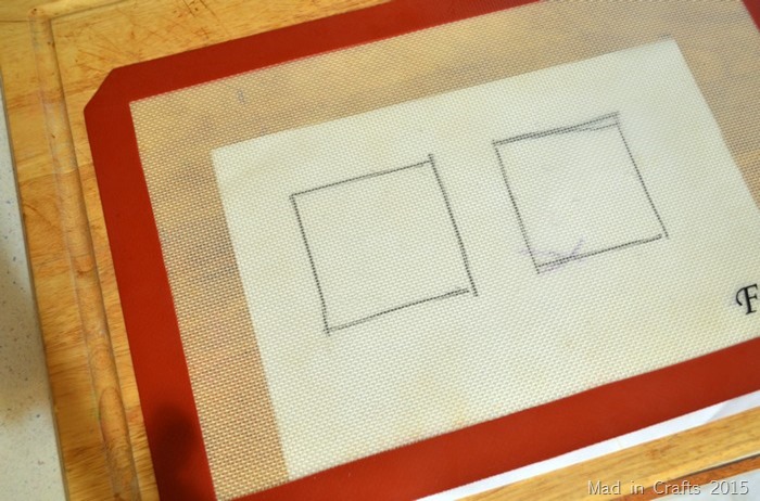silicone mat on top of drawn squares