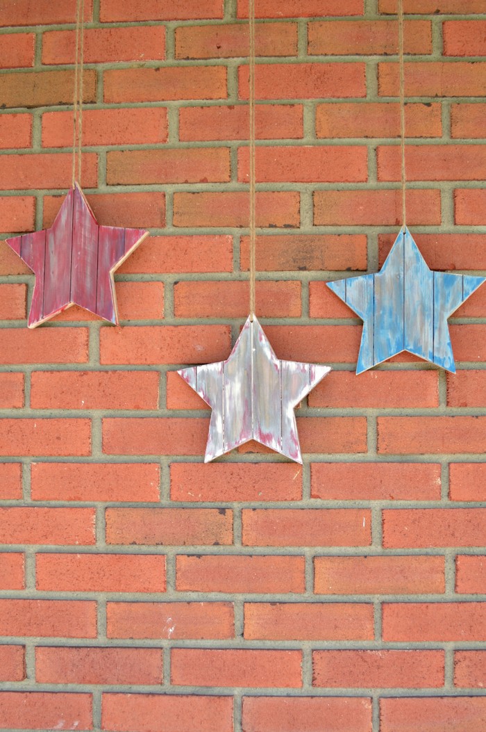 Distressed Wood Stars