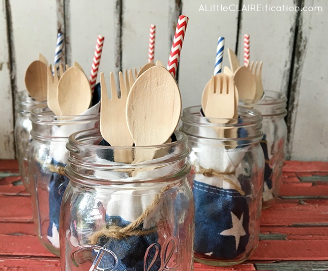 4th-Of-July-Party-Picnic-Jars-these-all-in-one-jars-are-a-perfect-addition-to-any-summer-party-1