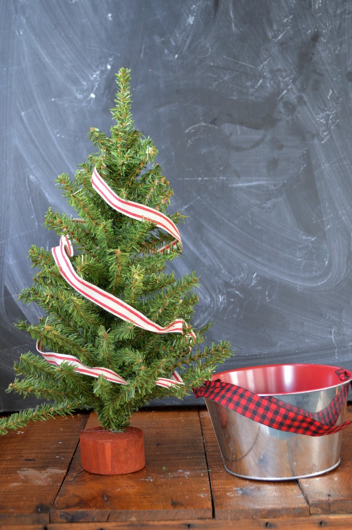 TURN A GALVANIZED BUCKET INTO A MINI TREE STAND Mad In Crafts