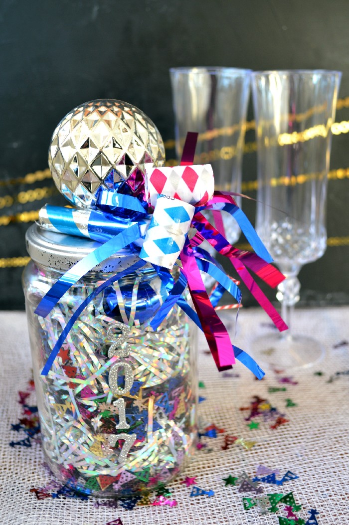 new-year-eve-in-jar