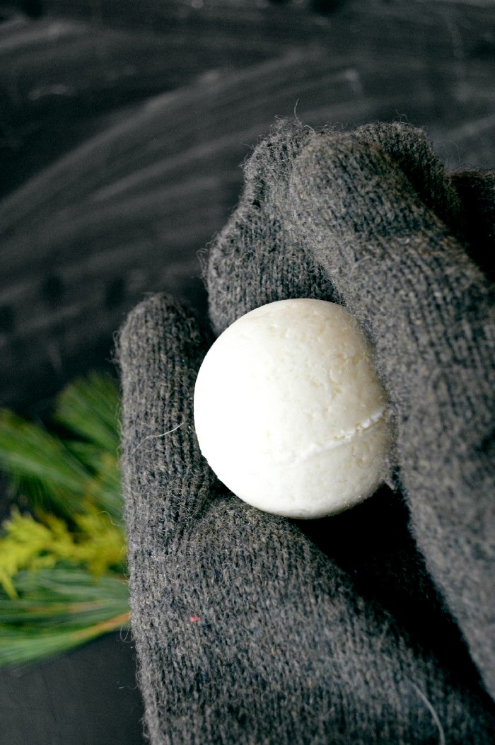 snowball-bath-bomb