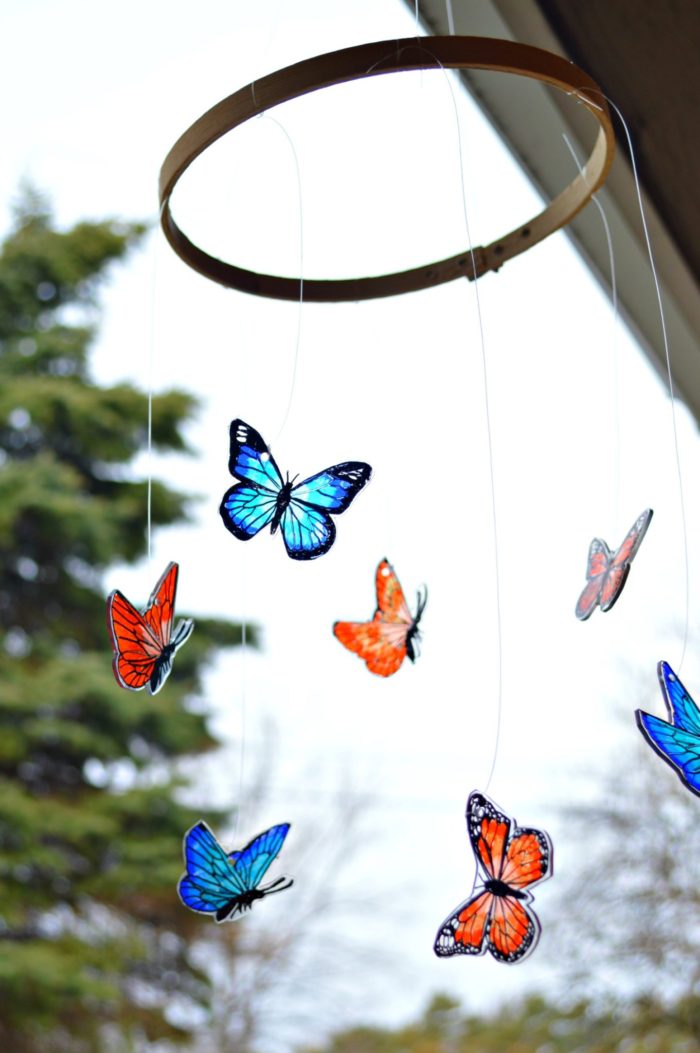 BEAUTIFUL BUTTERFLY MOBILE - Mad in Crafts