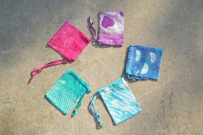 DYED & BLEACHED DRAWSTRING BAGS