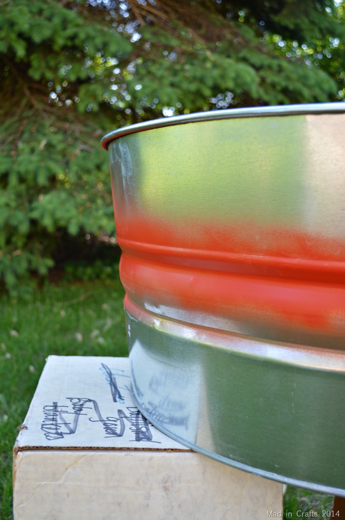OMBRE SPRAY PAINTED PARTY TUB