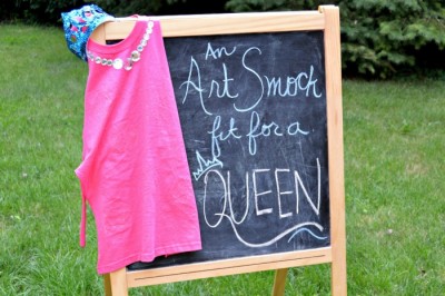 AN ART SMOCK FIT FOR A QUEEN
