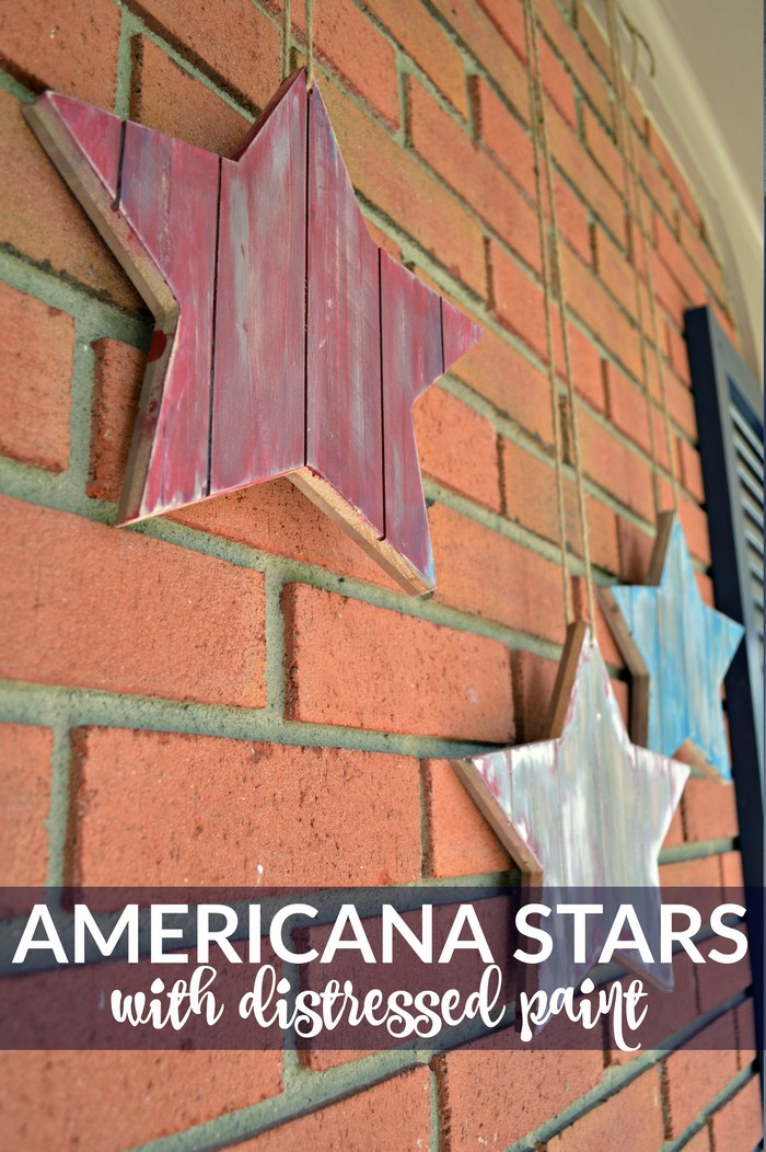 DISTRESSED WOODEN AMERICANA STARS