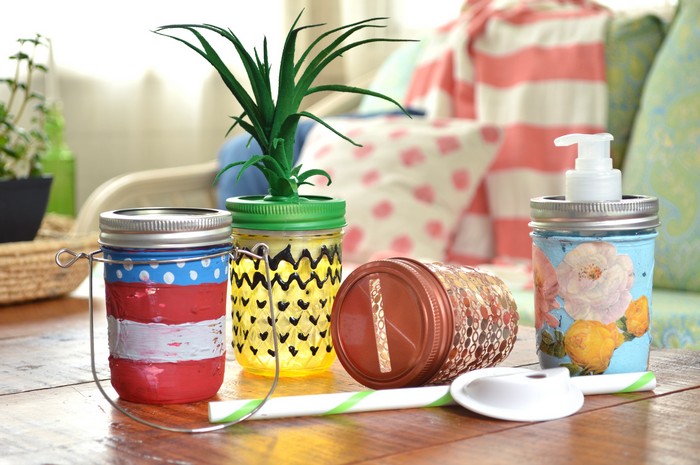 MIXING AND MATCHING MASON JAR ACCESSORIES