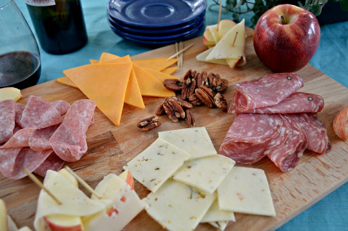 Meat-and-Cheese-Tray