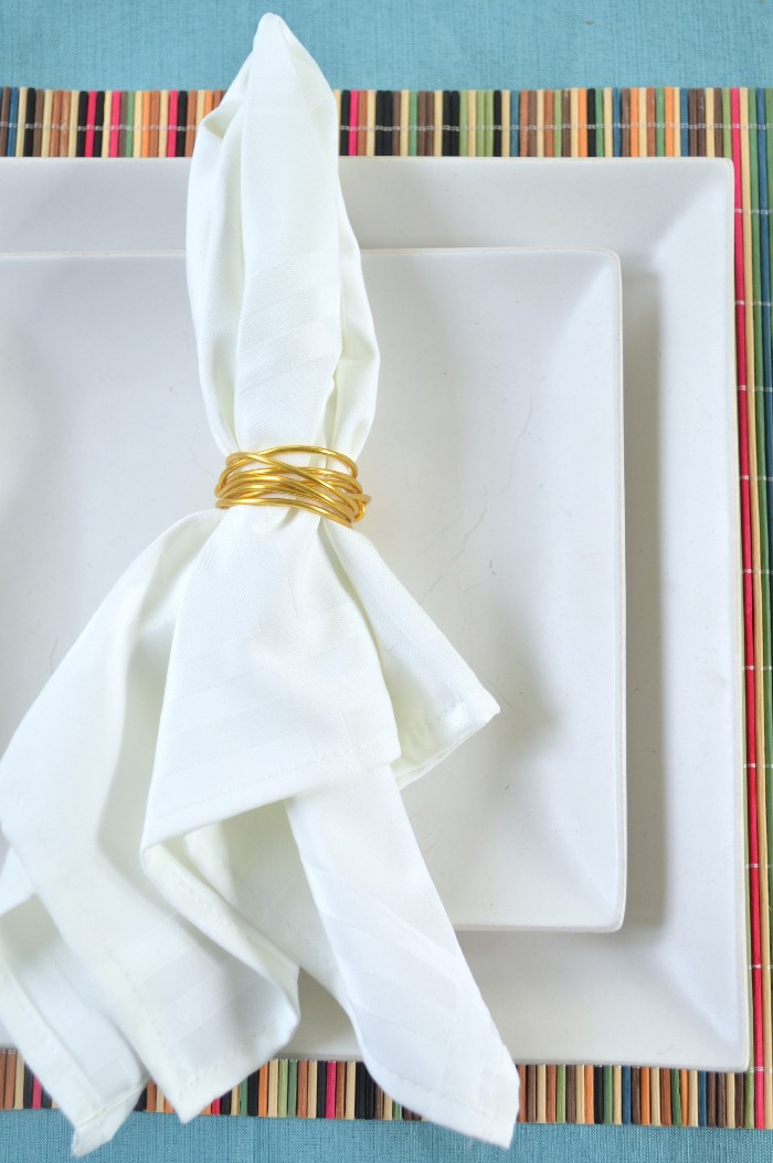 TWO MINUTE DOLLAR STORE WIRE NAPKIN RINGS