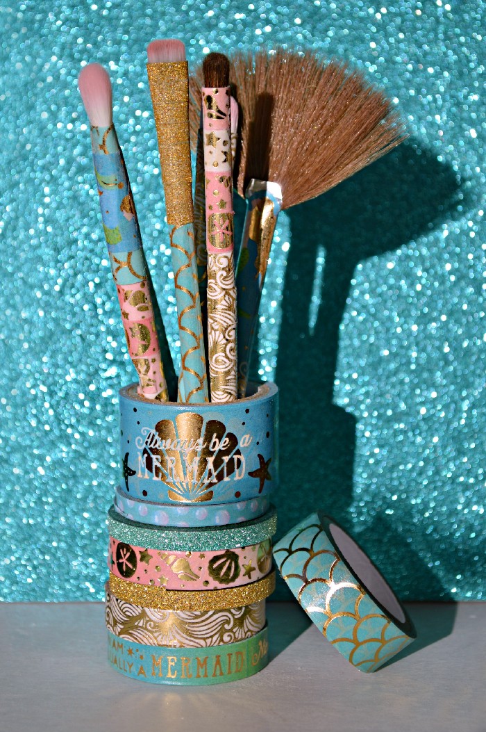 DIY MERMAID MAKEUP BRUSHES