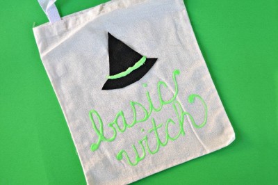 TRICK OR TREAT TOTE: GLOW IN THE DARK