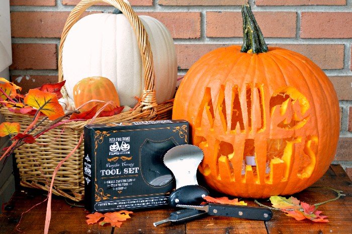 IS THIS THE BEST PUMPKIN CARVING KIT EVER?
