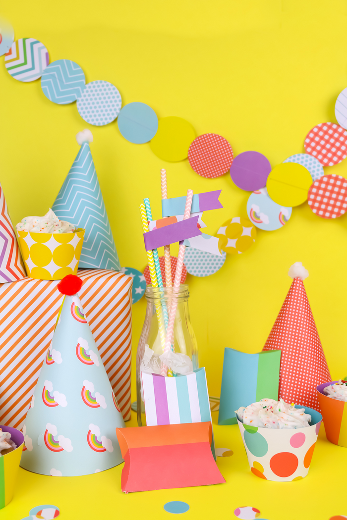 DIY CUPCAKE WRAPPERS WITH YOUR CRICUT