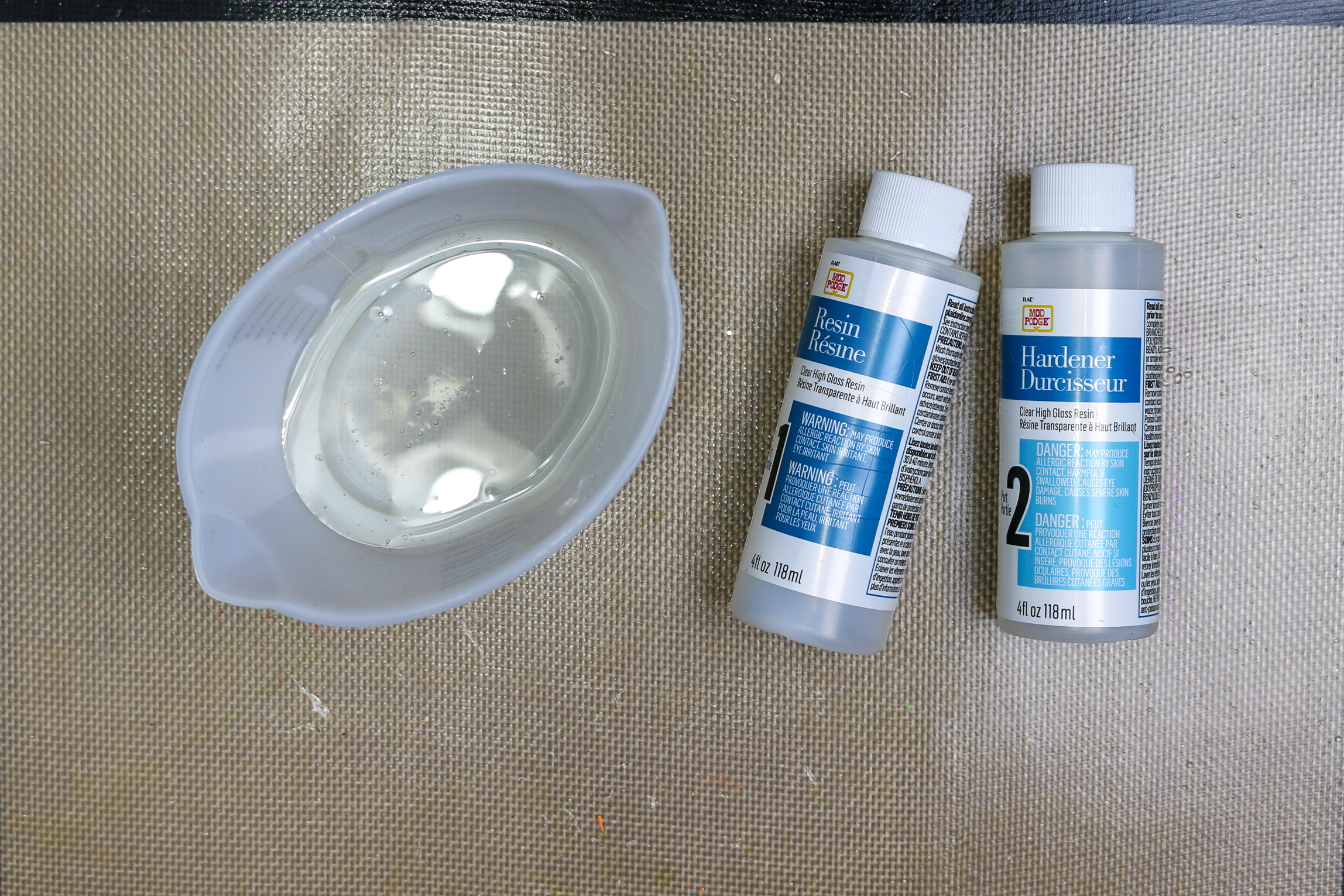 Mod Podge Resin and silicone mixing cup