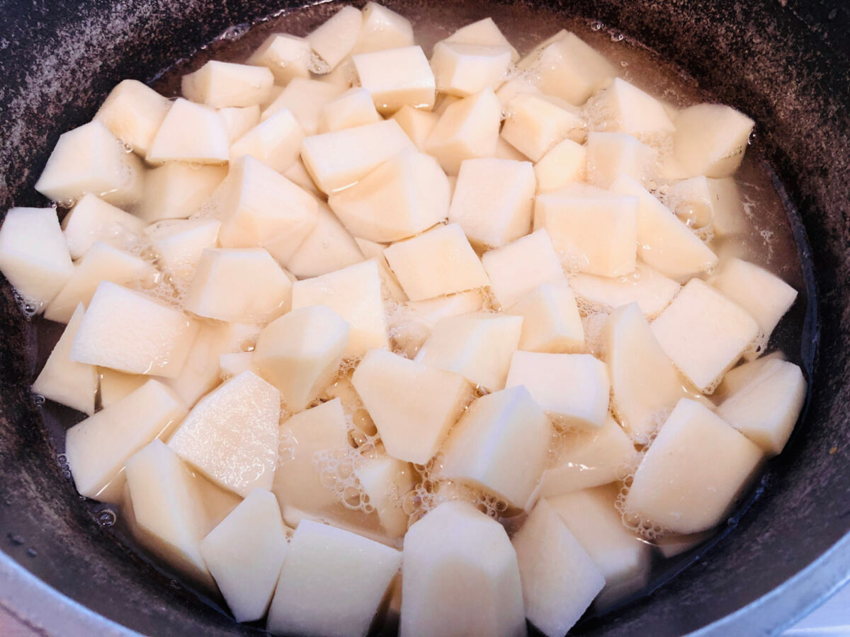 peeled, diced and boiled potatoes