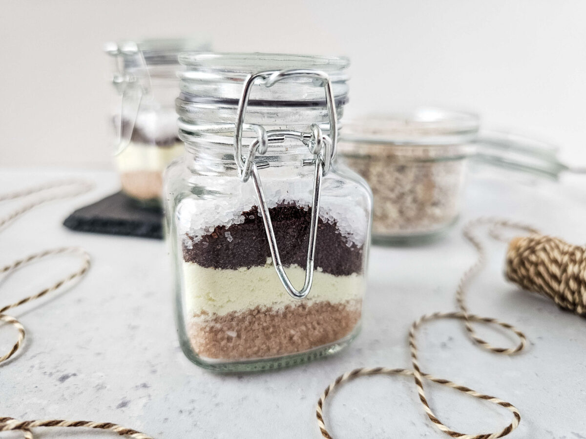 close up of the layers of pumpkin spice latte bath soak